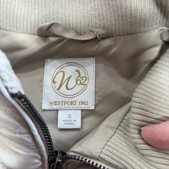 Westport 1962‎ Quilted Zippered Vest Pockets Beige Woman’s Size Small - Picture 3 of 5